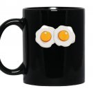 Fried eggs halloween costume bacon and eggs Mug Black