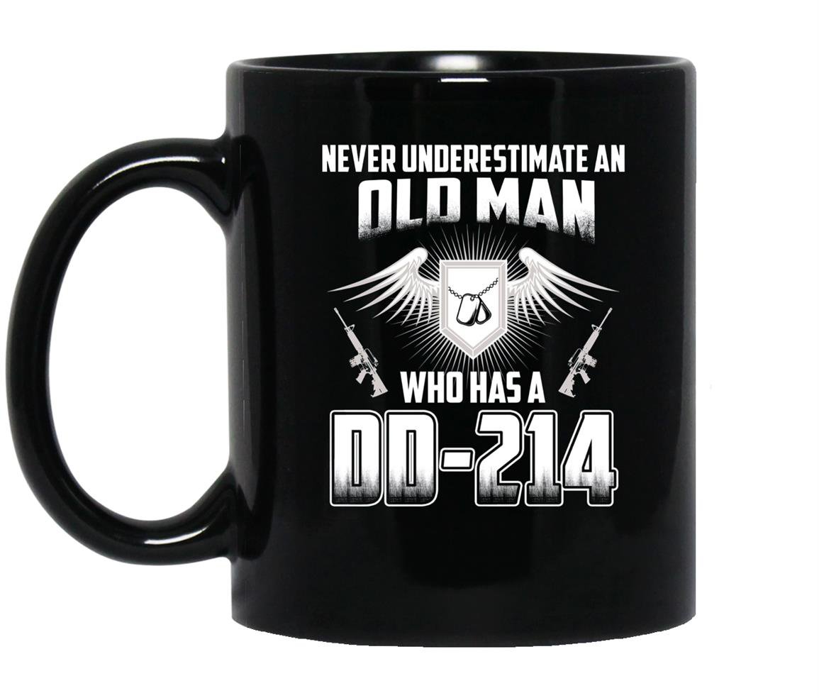 Never underestimate an old man who has a dd 214 Mug Black