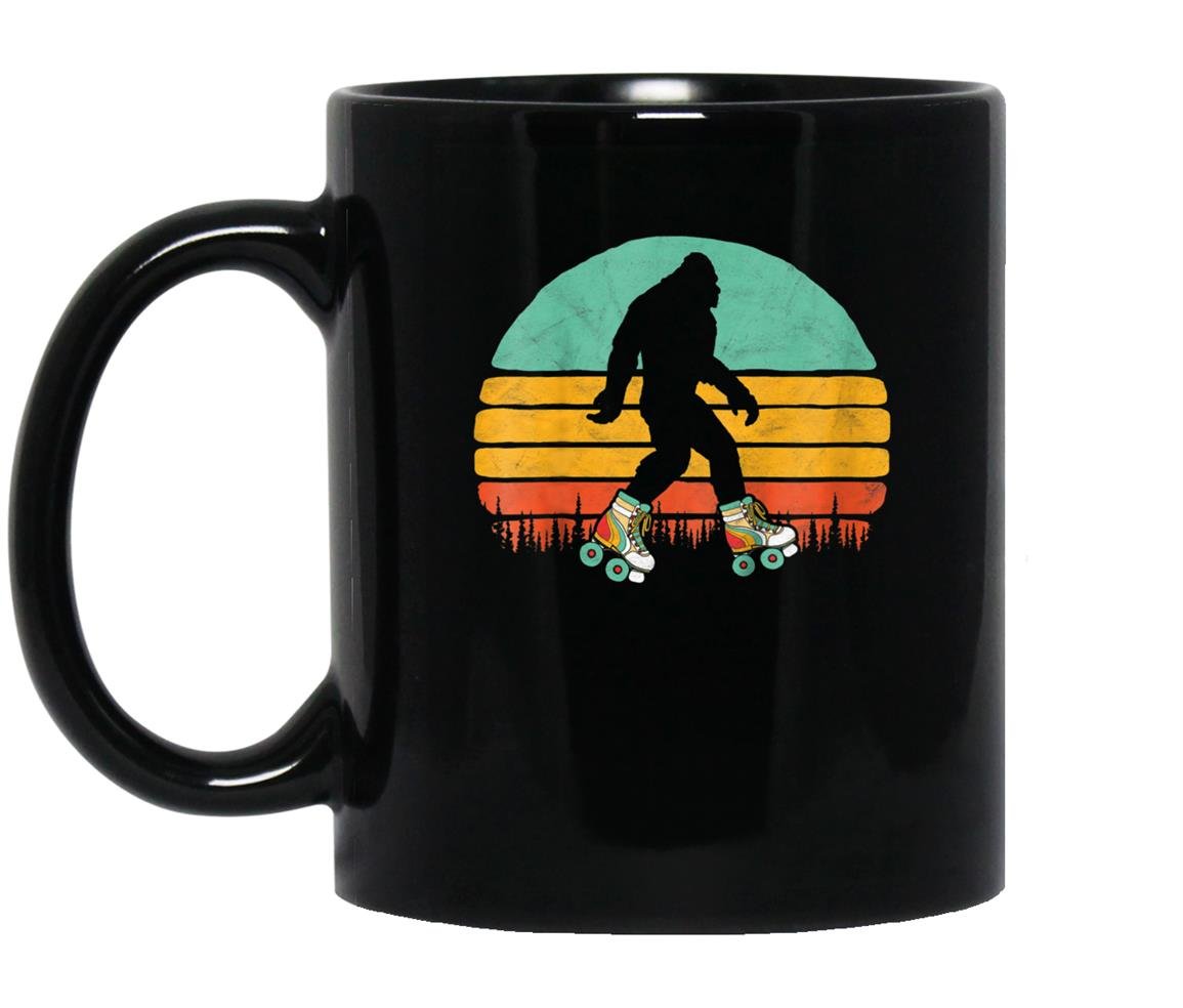 Retro bigfoot roller skating sasquatch 80s skater Mug Black