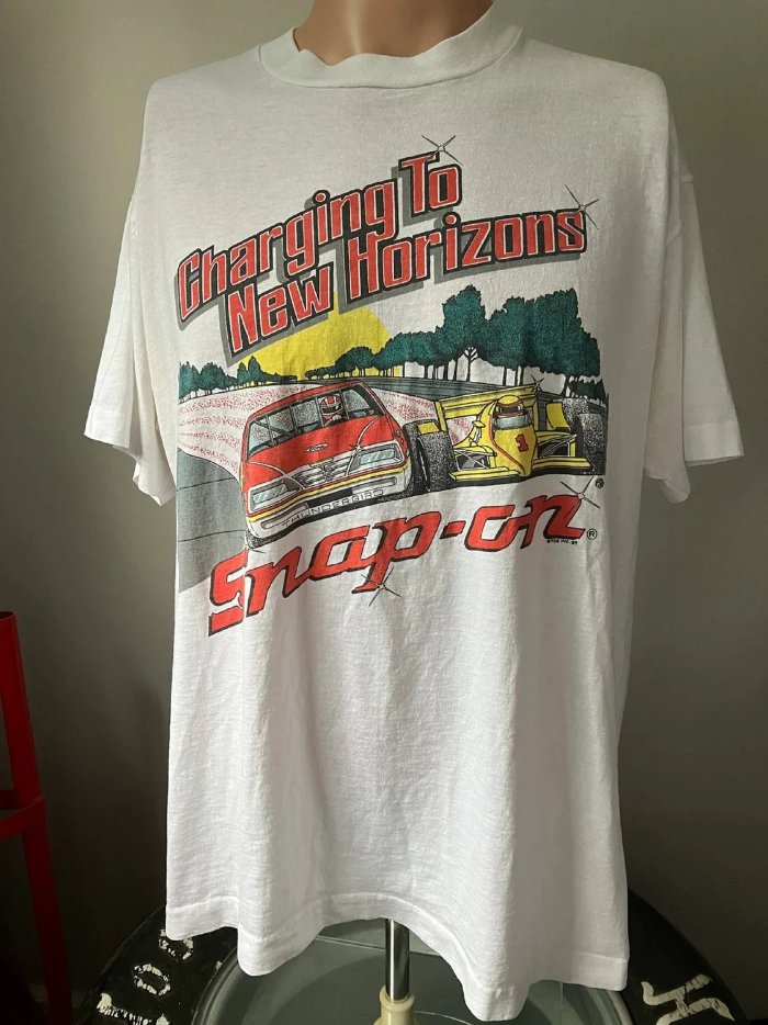 Snap On Tools Charging To New Horizons Racing T-shirt