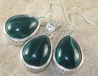 SILVER Vintage Style Green Moss Agate Teardrop Pendant & Earrings Set