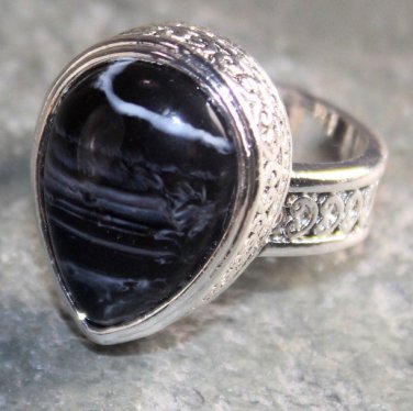 SILVER Vintage Style Black Agate Teardrop Ring Size 7.25