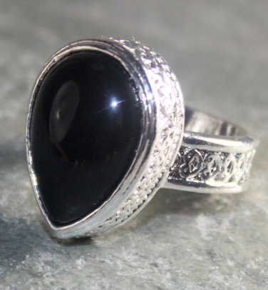 SILVER Vintage Style Black Onyx Teardrop Ring Size 9