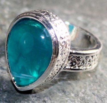 SILVER Vintage Style Green Agate Teardrop Ring Size 9.75