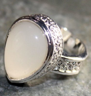 SILVER Vintage Style Cream White Agate Teardrop Ring Size 7.25