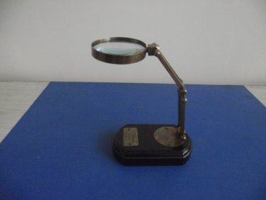 BRASS ANTIQUE STYLE ADJUSTABLE DESKTOP MAGNIFIER BRASS AND WOOD MAGNIFYING GLASS