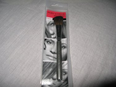 Ruby & Millie Cheek Brush