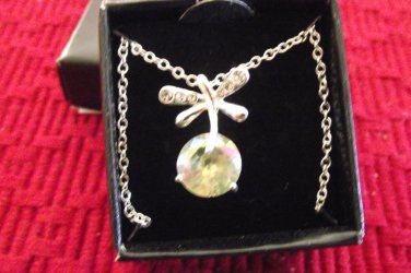 New Avon Dragonfly Dance Necklace (Clear Crystal)  Retails $9.99