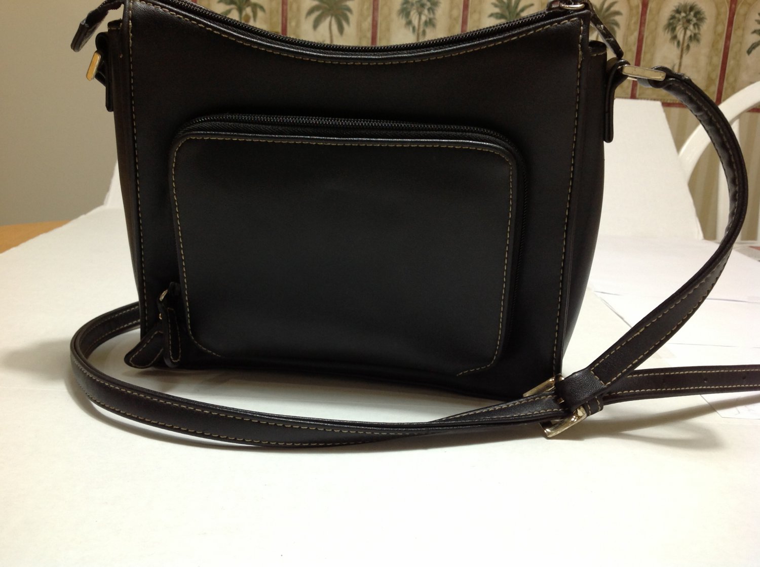 Liz Claiborne Black Shoulder Leather Purse Handbag