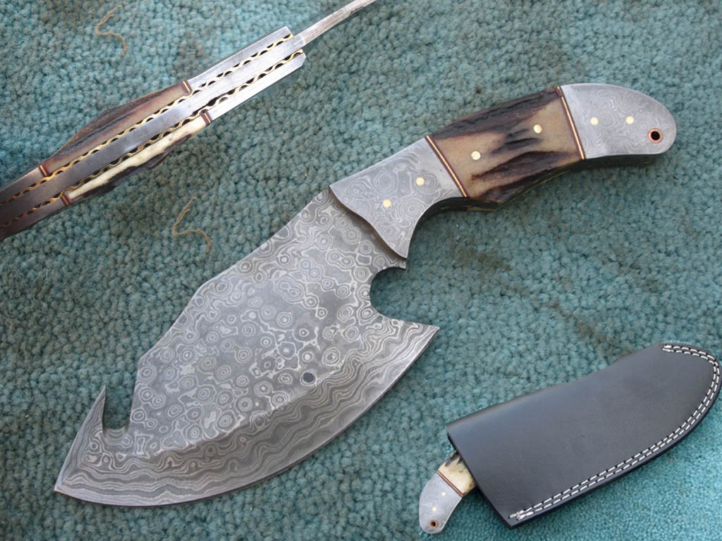 CUSTOM MADE HANDMADE BEAUTIFUL DAMASCUS STEEL FULL TANG HUNTING GUT ...