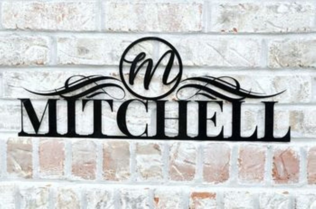 Personalized Outdoor Metal Name Sign with Circle Monogram