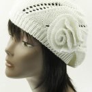 SWRUBDAH2426WHT- KNITTED FLOWER ACCENT BERET HAT AND CAP