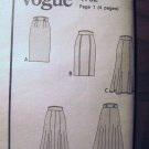Vogue Basic Skirts Sewing Pattern Sizes 6 8 10 uncut no 1762