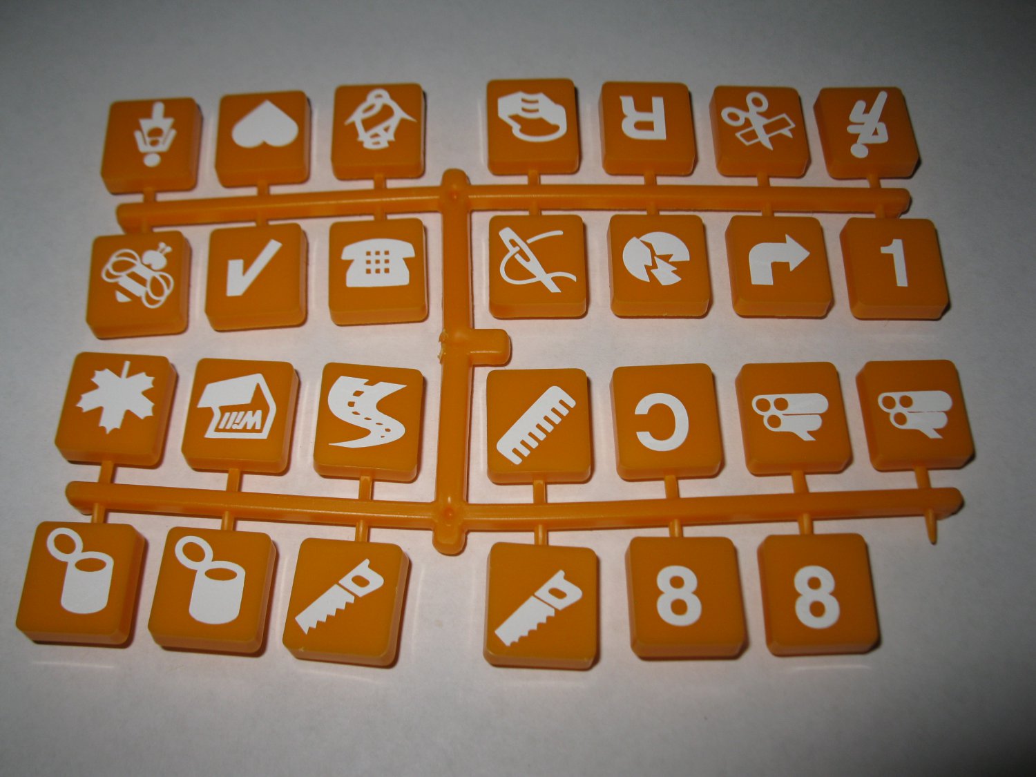 1986 Scrabble Rebus Board Game Piece: full unused Orange Tile Set