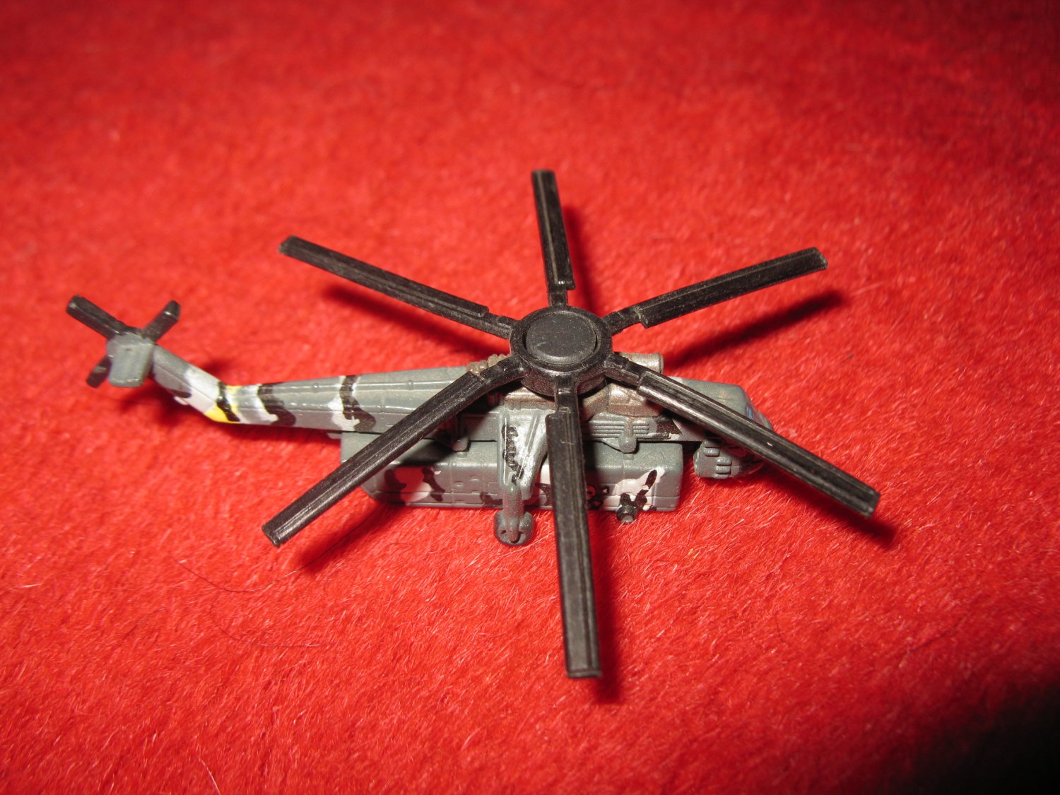 Micro Machines Mini Diecast vehicle Helicopter CH54 SKYCRANE (1