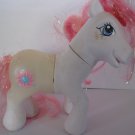 Vintage My Little Pony: 2006 unknown, battery operated, comes apart ??