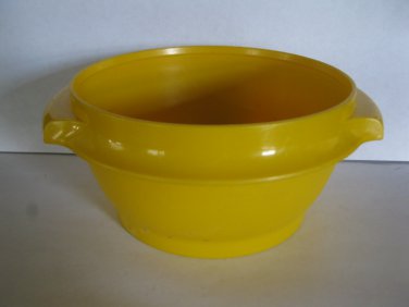 Vintage Tupperware Bowls