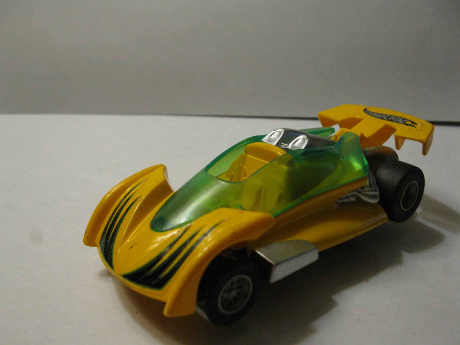 2004 Hot Wheels / Mattel Slot Car Yellow/ Green Racer