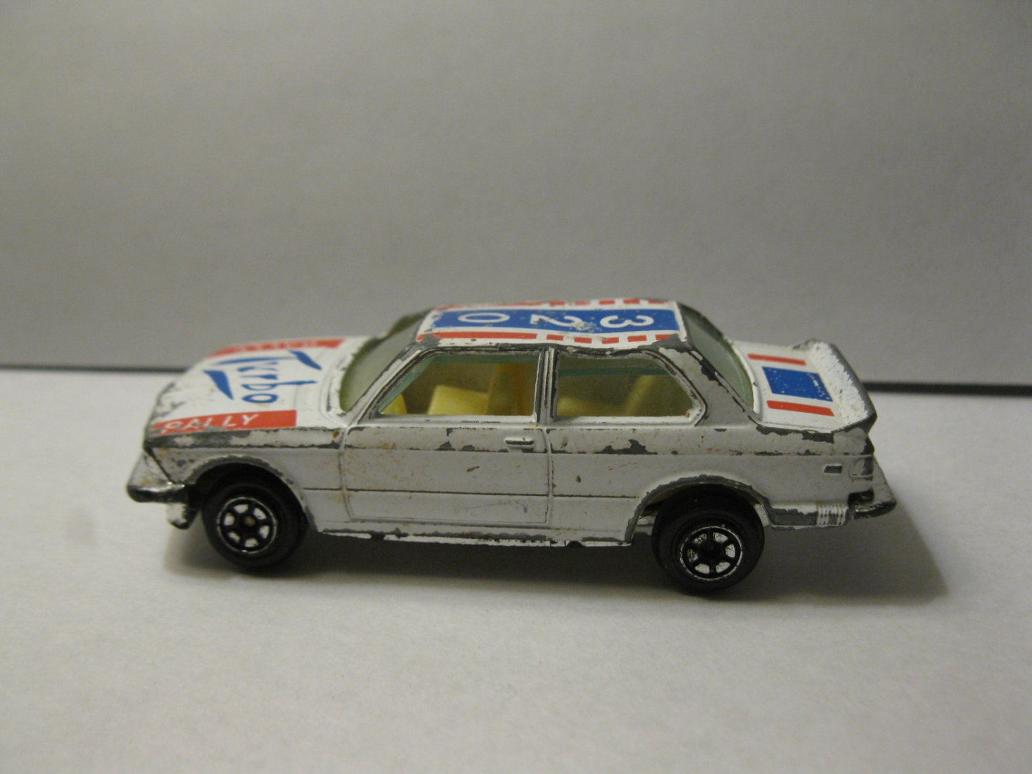 Vintage Yatming #1029:  Turbo Rally Racecar #220 { Rollover wrecked }