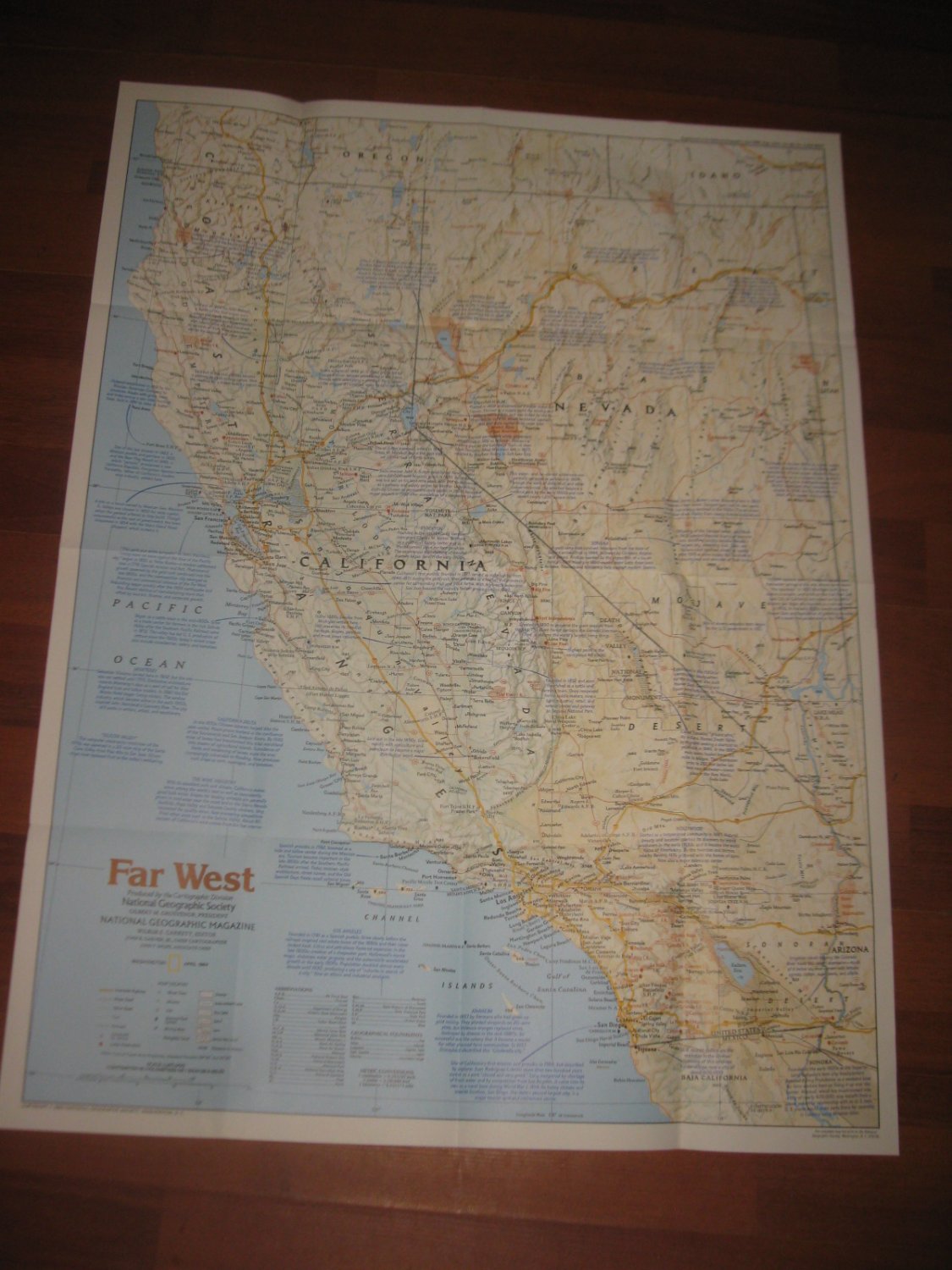 1984 Nat Geo foldout Map: Far West - 20.5