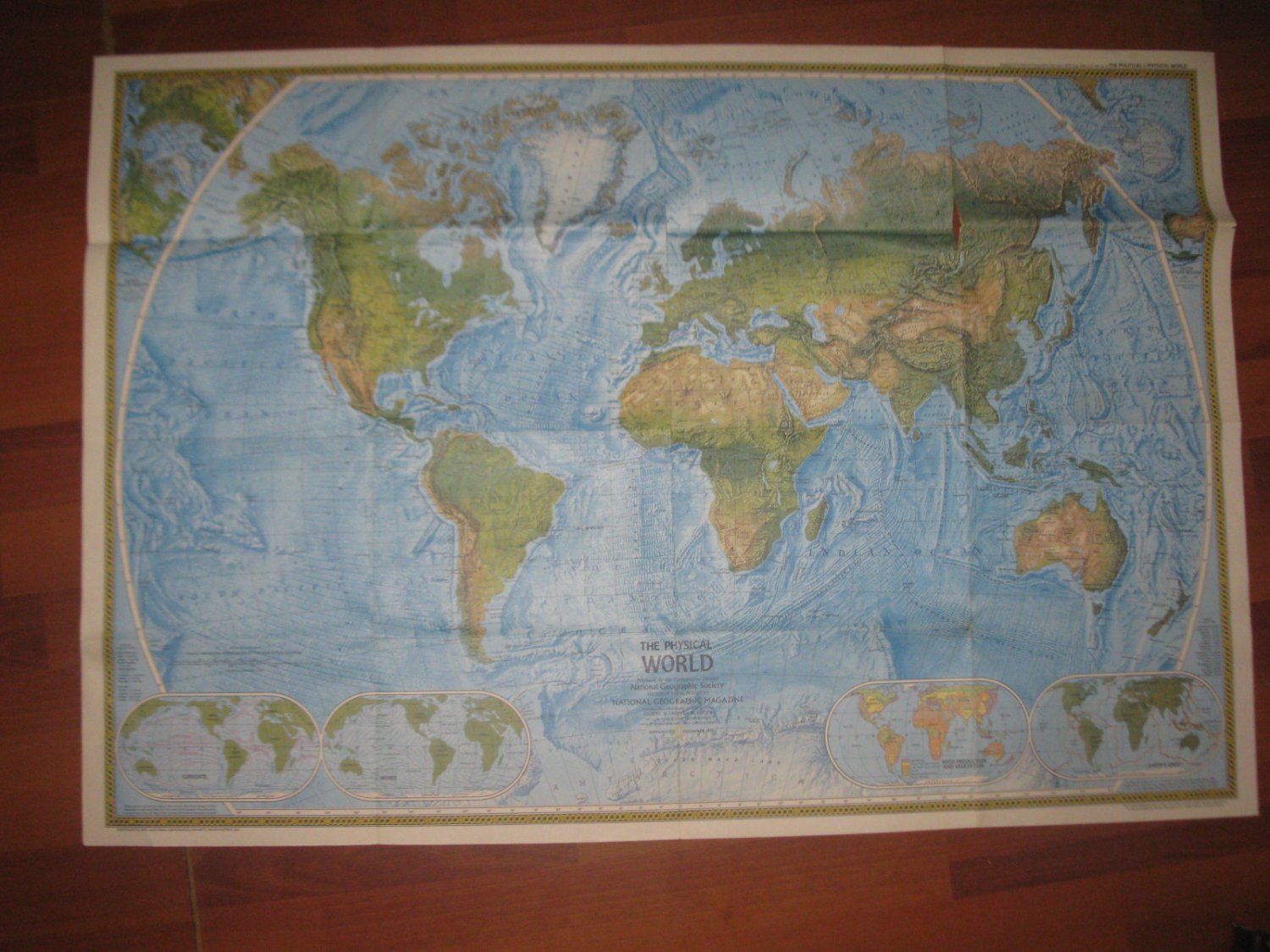 1975 Nat Geo foldout Map: The Political World - 24.25