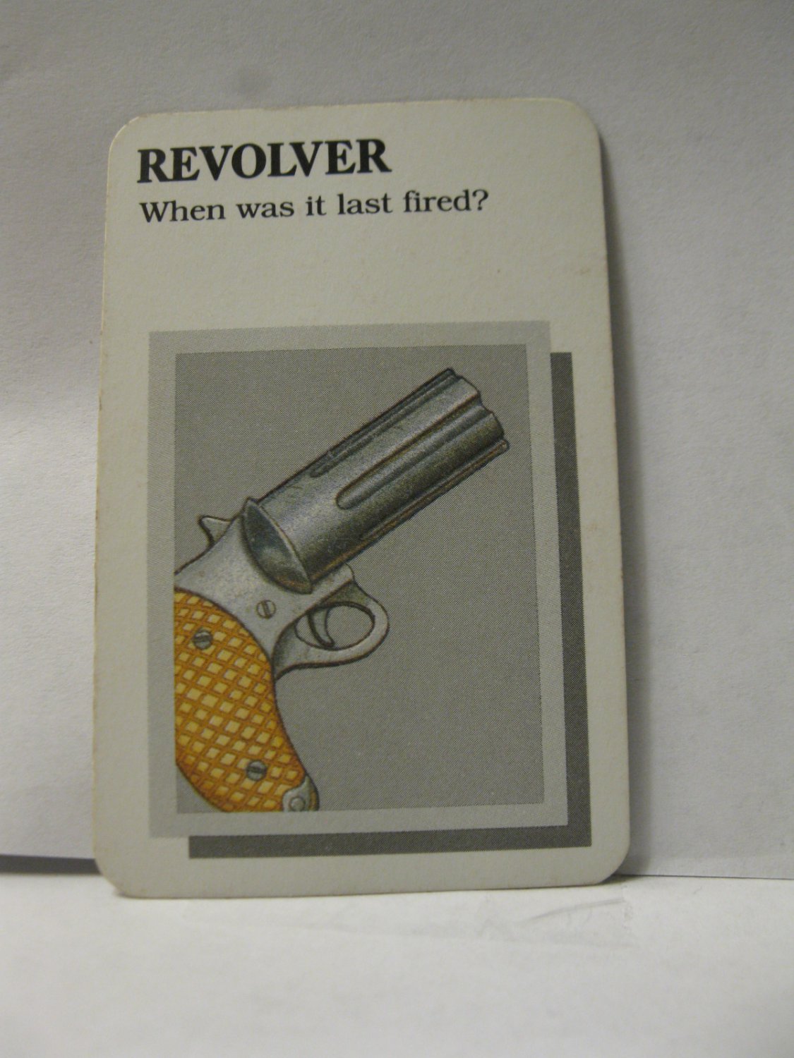 1988 Clue Master Detective Board Game Piece Revolver Weapon Card