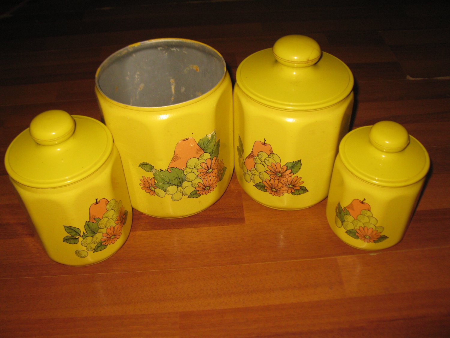 3 Tupperware Canisters Set Yellow Orange Flower with Lids Storage Retro Vtg  Lot