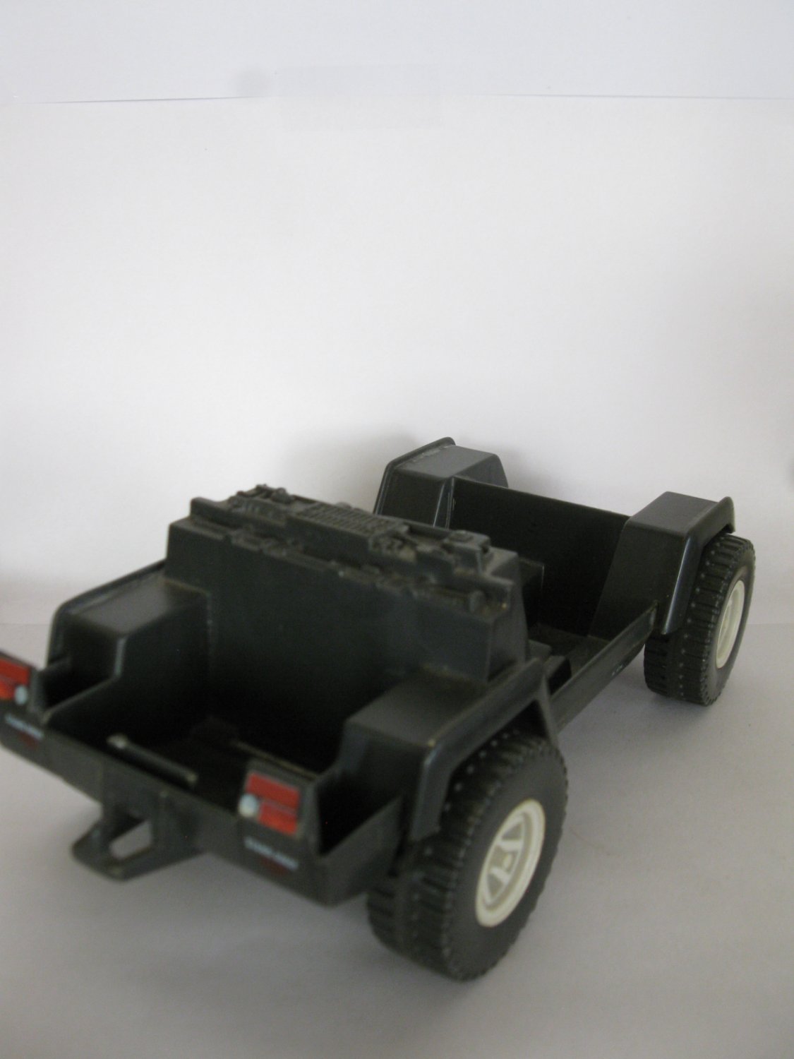 G.I. Joe Parts Garage 1984 Vamp Mark II Lower Body Section