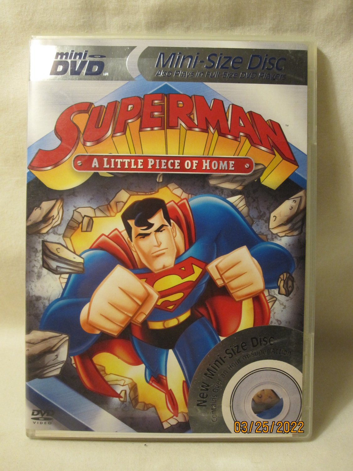 Mini-Disc DVD Movie: Superman- A Little Piece of Home - DC Comics Animated