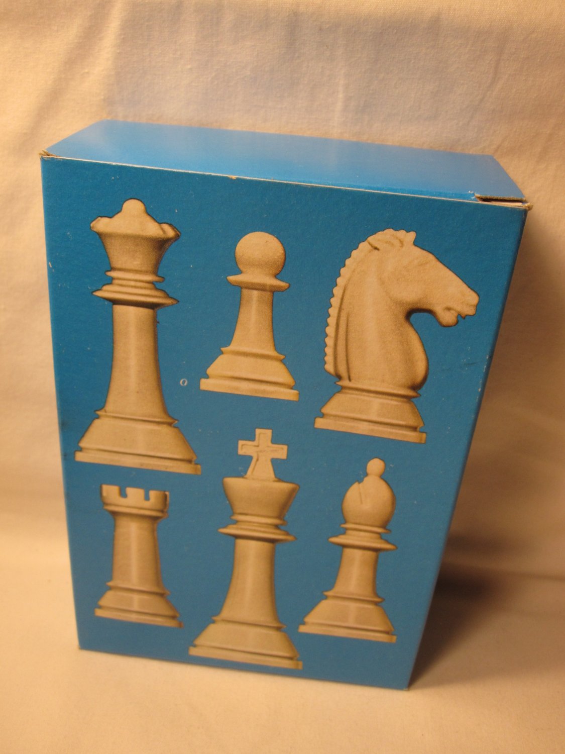 1974 Whitman Chess & Checkers Set Game Piece:  White Chess Piece Box
