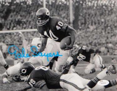 Gale Sayers Autographed 8x10 B&W Running Photo- JSA W Authenticated