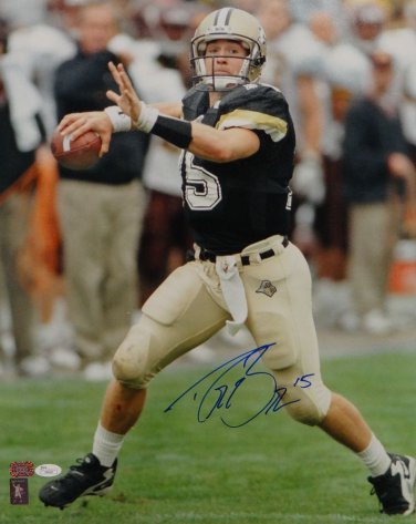 Drew Brees Autographed 16x20 Purdue Passing Photo- JSA Authenticated