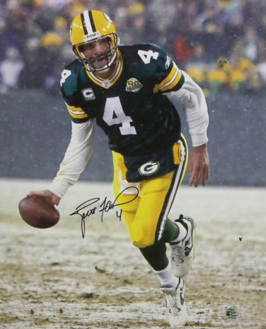Brett Favre Autographed 16x20 Hand Off Photo- FAVRE Authenticated