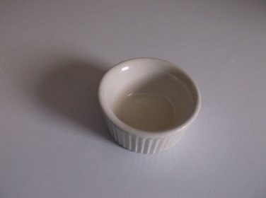 Hall 834 1/2 USA Vintage Ceramic Souffle Cup