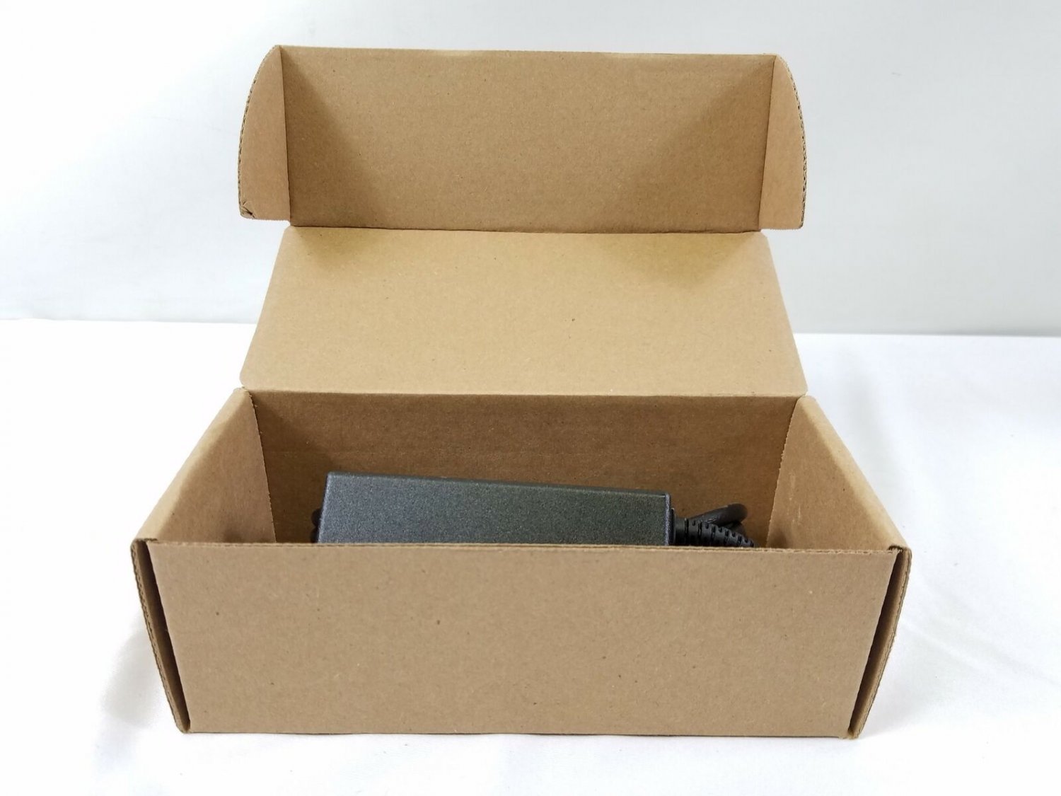 Delta Electronics ADP-65JH DB Laptop AC Power Adapter Charger 65W 19V 3.42A