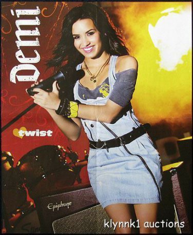 Demi Lovato 2 Posters Collectible Centerfold Lot 2682A Justin Bieber on the back