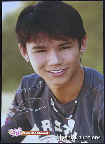 Boo Boo Stewart Poster Centerfold 1711A Zac Efron on back