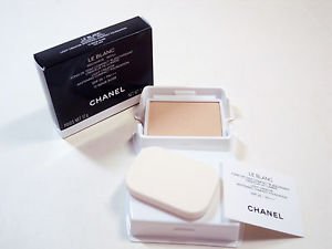 Chanel Le Blanc Light Creator Whitening Compact Foundation #12 refill