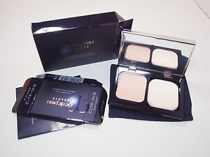 Shiseido Cle de Peau Radiant Powder Foundation OC00 w/ sponge case