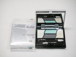 Sofina Aube dual contrast eyes #22 blue new in box