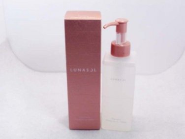 Kanebo Lunasol Perfect Cleansing Water 200ml new in box