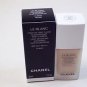 Chanel Le Blanc Light Revealing Whitening Fluid Foundation SPF30 #22 Beige Rose