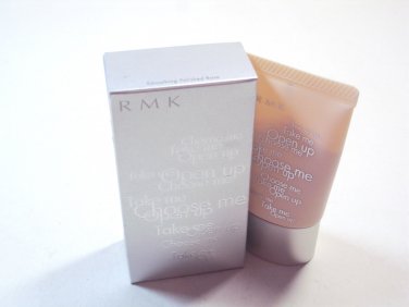 RMK Smoothing Polished Base SPF13 pore covering base
