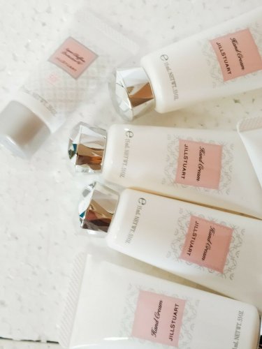 Jill Stuart Hand Cream 15ml x 7 + Aqua Chiffon Protector SPF50 10ml