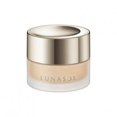 Lunasol Glowing Seamless Balm SPF15 PA++ cream foundation latest