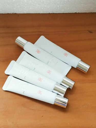 RMK UV Face Protector SPF50+ PA++++ 8g x 5