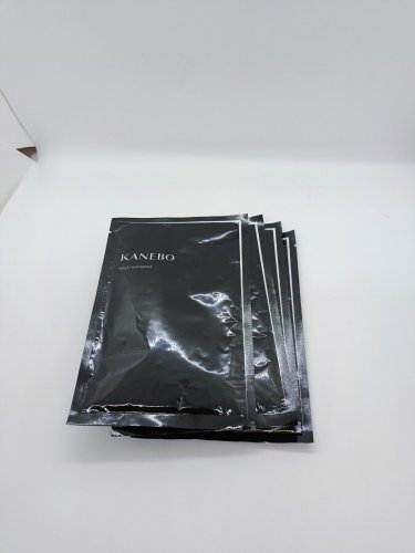 Kanebo Smile Performance face mask 4 pieces lifting