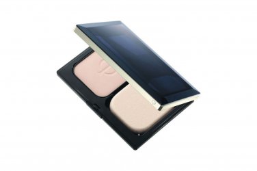 Cle de Peau Radiant Powder Foundation OC00 manufactured 11/2015