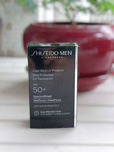 Shiseido Men Clear Stick UV Protector SPF50+ PA+++ very water resistant