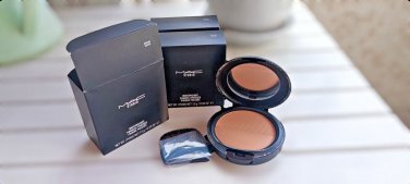 MAC Waterweight Powder Medium Golden M.A.C cosmetics